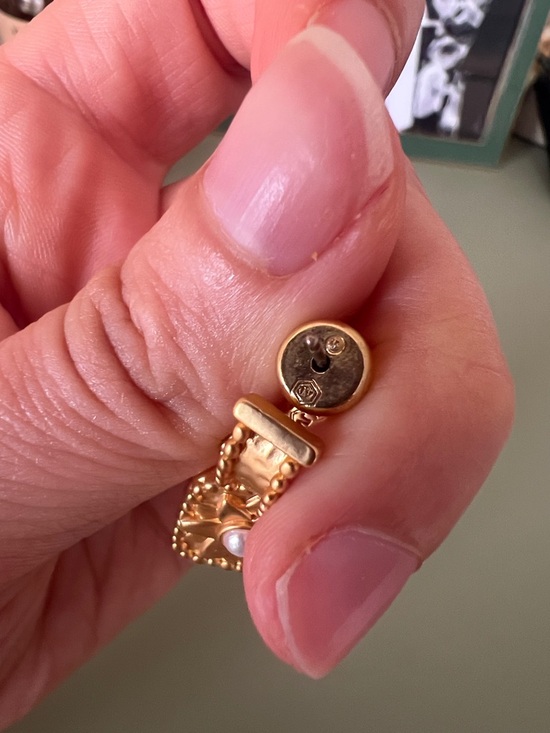 JULIE VOS earrings - Picture 3 of 3